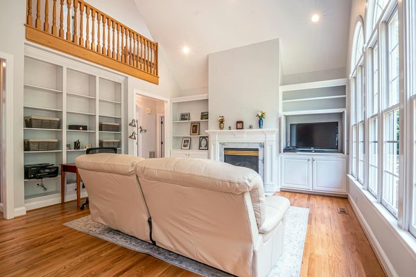 Ultimate Guide for UK Homeowners: Designing Your Year-Round Energy-Efficient Greenhouse for Sustainable Gardening